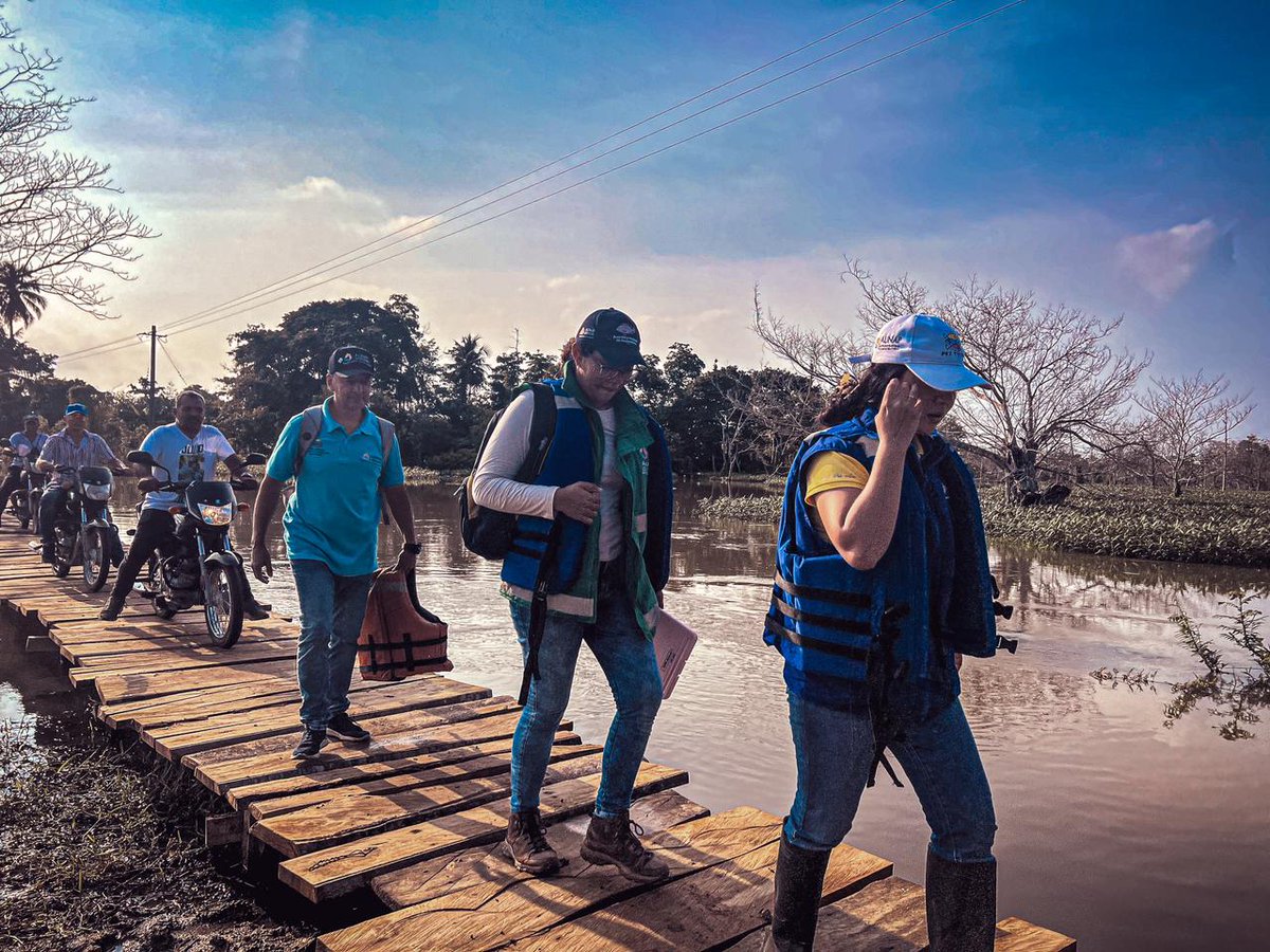 La @AUNAPColombia acompañando a pescadores damnificados de #LaMojana