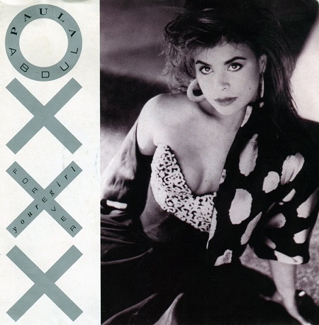May 20, 1989: 'Forever Your Girl' by @PaulaAbdul hit #1 on the Billboard Hot 100. #80s Held the top spot for 2 weeks. Find out about the song's music video here > 80sxchange.com/post/flashback…