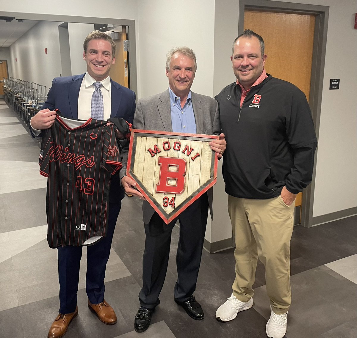 Benet Academy Baseball tweet media