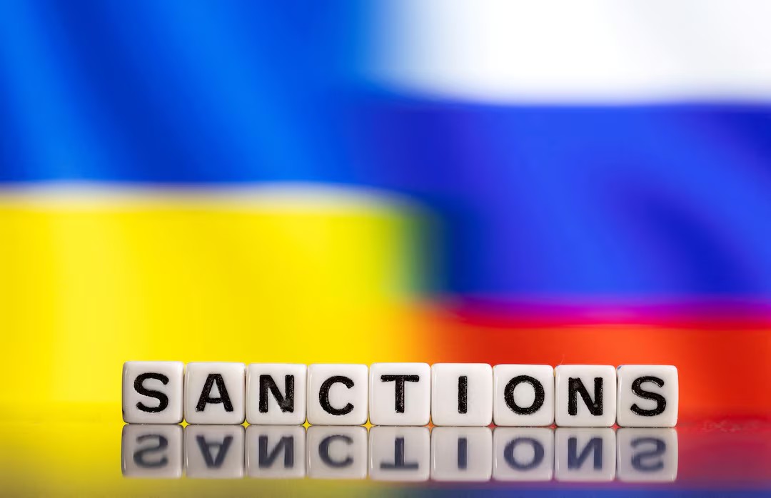 EU Sanctions 🚨 🇪🇺🇫🇷🇳🇱🇺🇦 ' France and the Netherlands are seeking European Union sanctions on any financial institution in the world that helps Russia's military pay for goods or technology for making weapons, according to a proposal seen by Reuters. Under the proposal, anyone