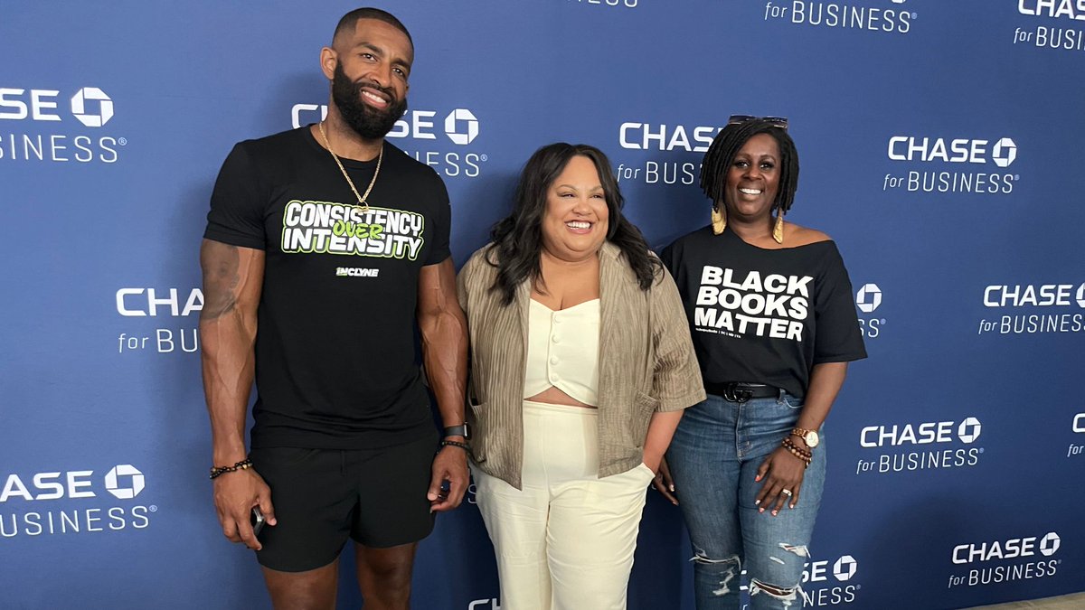 Chase for Business hosted 'The Experience' in D.C., offering marketing workshops and networking opportunities. Brix Fitness and MahoganyBooks, showcased their products and participated in the Coaching for Impact program. #smallbusiness afro.com/chase-for-busi…