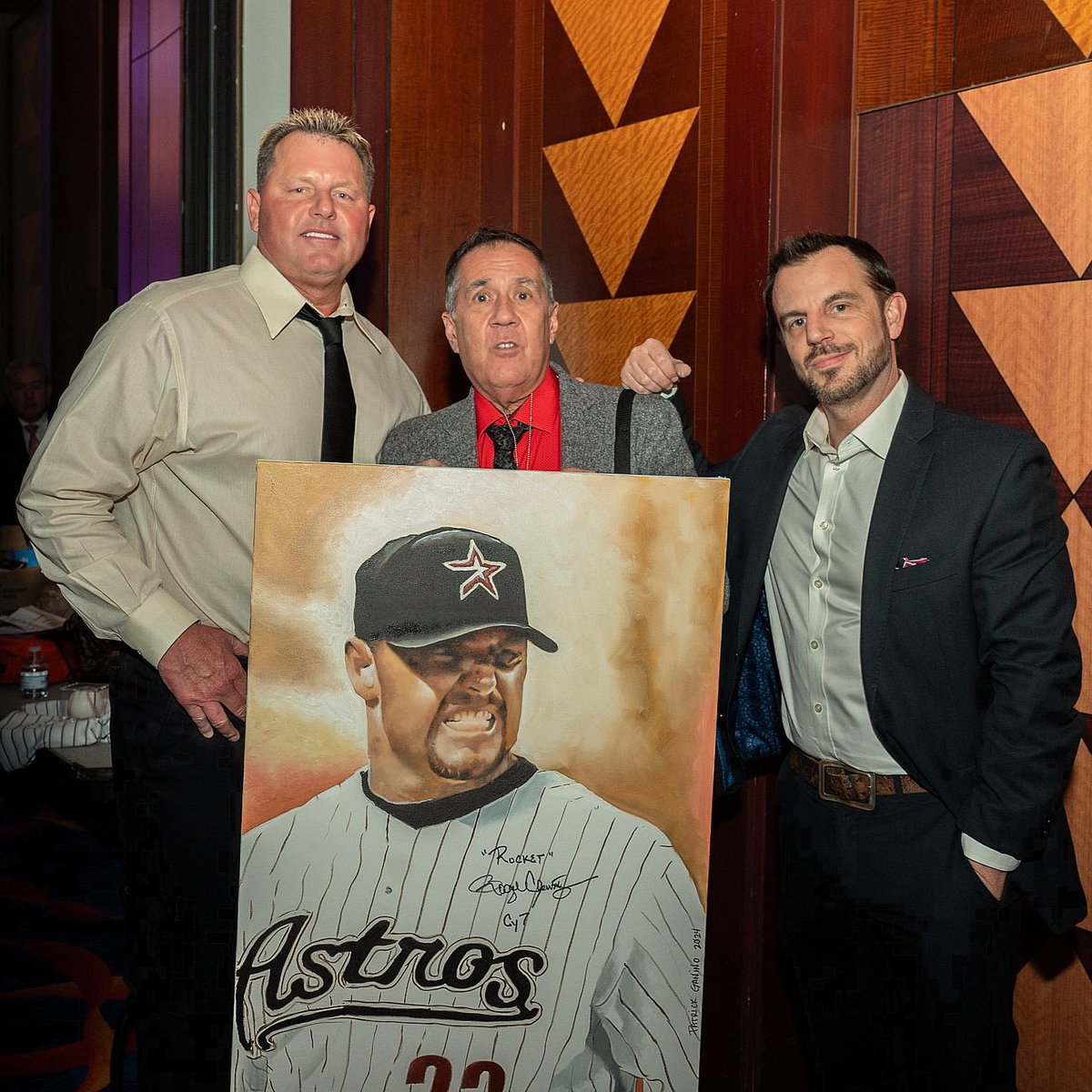 Roger Clemens is in the house!! Had the great honor of LIVE painting the Rocket, Roger Clemens at Mohegan Sun  for Connecticut Cancer Foundation 's 36th Annual Celebrity Dinner and Memorabilia auction!