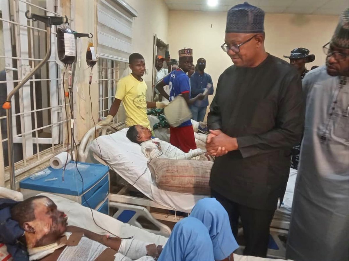 BREAKING: It’s 11:10 Pm here (while most Nigerians is asleep) Obi is in Kano this midnight to see d victims of the bomb terrorist attack 3days ago 😢 Nigeria does not start from VI & end in Lekki. This are fellow citizens. These are the state of fellow Nigerians. 🤦‍♂️ There’s God