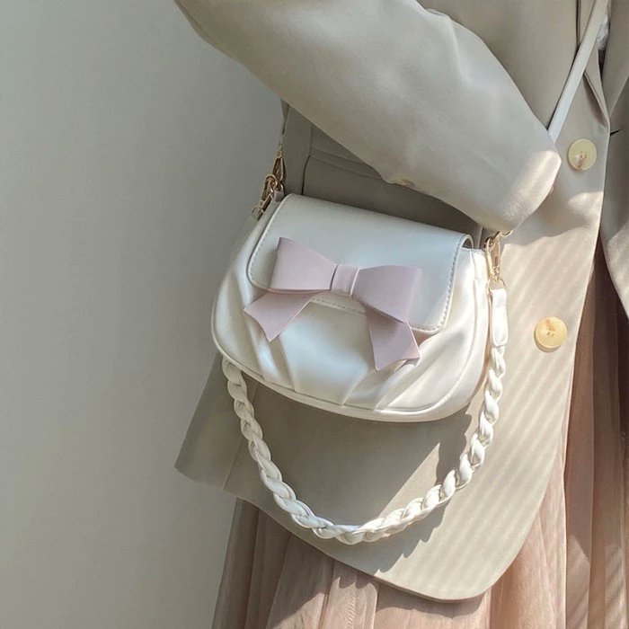 Ribbon sling bag 

A thread :