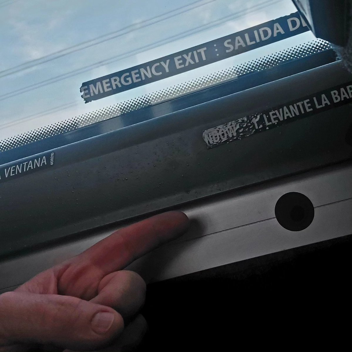 COwsley33's tweet image. 5/19/24 - 4p on the #trailways #WeBeenHere #BlackDot #BlackDotMafia leaving #Chicago #OnScheduule! #OneMoreStop and then #Home #Wrestletrip #IowaToOhioXI #Revolver #Dayton #RevolverFRIDAY #ForOURByOUR #TNA #ICRevolverCrew #WithGinseng #OnTheRoadAgain