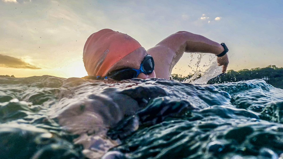 The perfect way to end a sunny weekend. Sunset swimming. Highly recommend! #beautifulwales #outdoorswimming