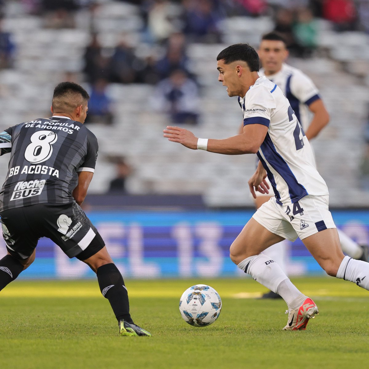 ¡La T se hizo fuerte en el Kempes! @CATalleresdecba le ganó 2 a 0 a @ATOficial con goles de Sosa y Barticciotto por la #Fecha2 del #TorneoBetano 2024 🏆

📷 Prensa Talleres