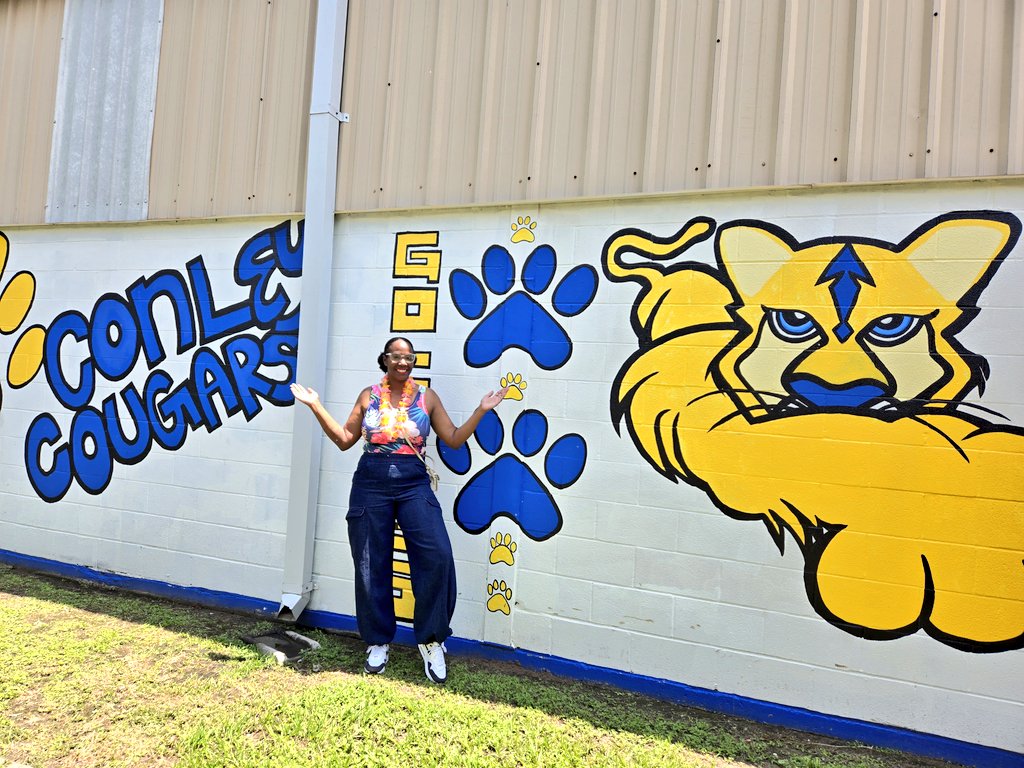 jerlene_gibbs's tweet image. I began my professional career in education @ConleyES_AISD, thanks to @KatyRoede who hired me. I was only there for 3 yrs, but it's hard to believe that 19 yrs have passed by so quickly. It was great to reconnect with former colleagues and bid farewell to Conley Elementary. 🏫👩🏾🏫