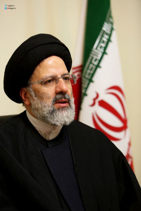 meshkat_02's tweet photo. ببین رفیق کاری به دین و مذهب و سیاست ندارم؛
اما اگه از حادثه ی ناگوار برای کسی ناراحت نشدی قطعاً به انسانیت خودت شک کن...

#علمدار_سیدما_نگهدار https://t.co/UbzOa61fnD