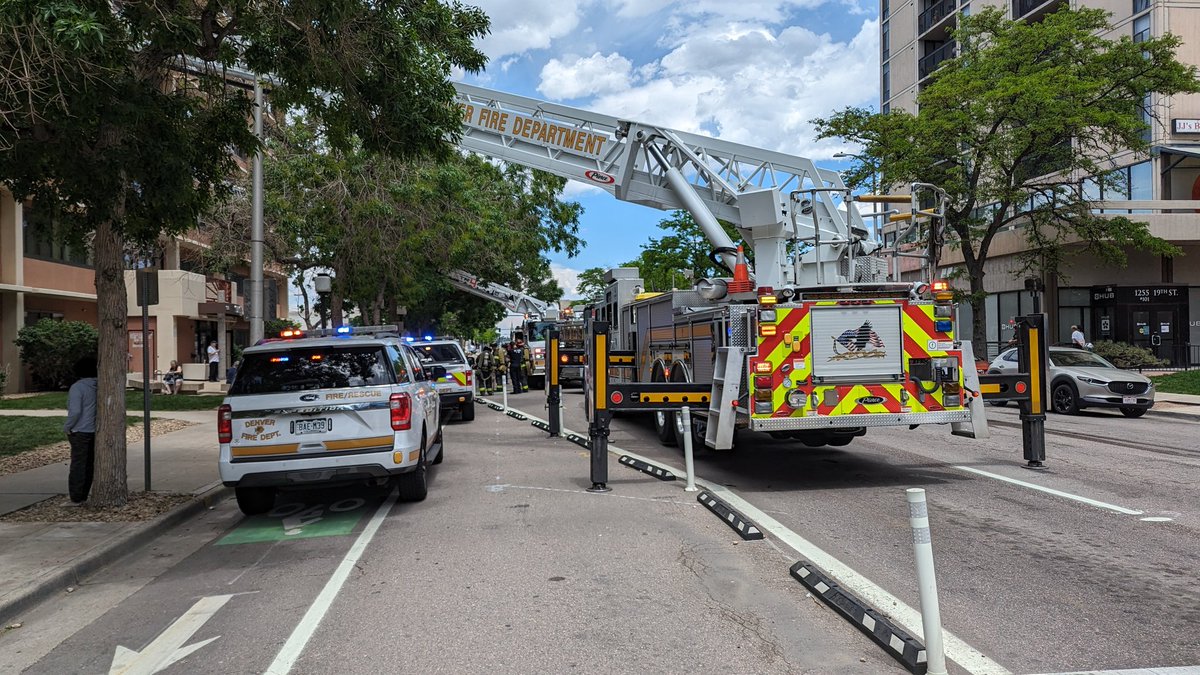 Protected bike lanes do not inhibit emergency response