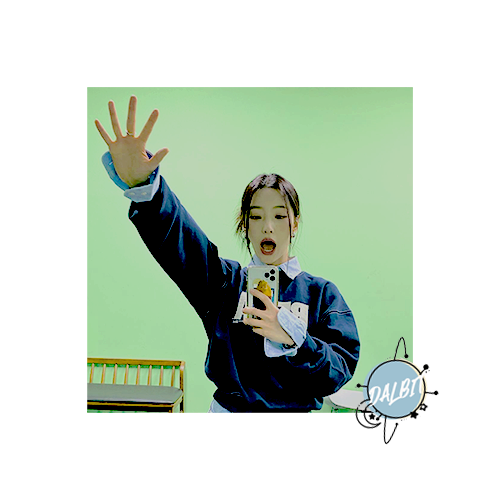 DALBITTWT's tweet photo. [달빛𝐈𝐍𝐒𝐓𝐀] our comeback is this week. who is excited to watch? https://t.co/0zRN993OgO