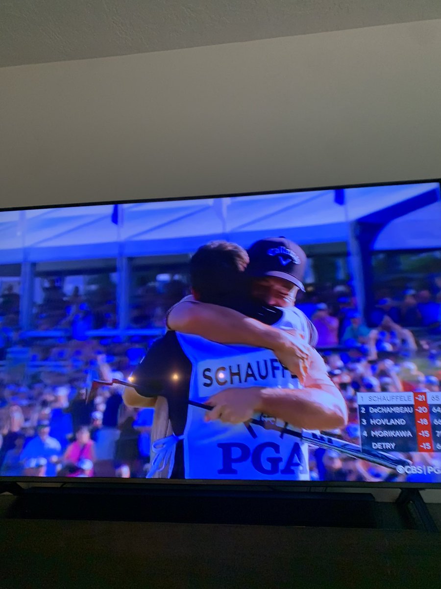 GreggMartinez11's tweet image. Holy shit ! The kid made me so proud today ! He deserves this ! #aztecpride