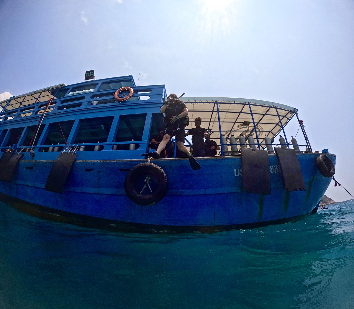 Dive right in and discover the stunning seascapes waiting beneath the surface! Another quartet of qualified divers taking their first foray into the epic ocean realm. Get your dive license to the world, the PADI Open Water Diver course! #Scuba  #PADI #DiveTravel #kohtao