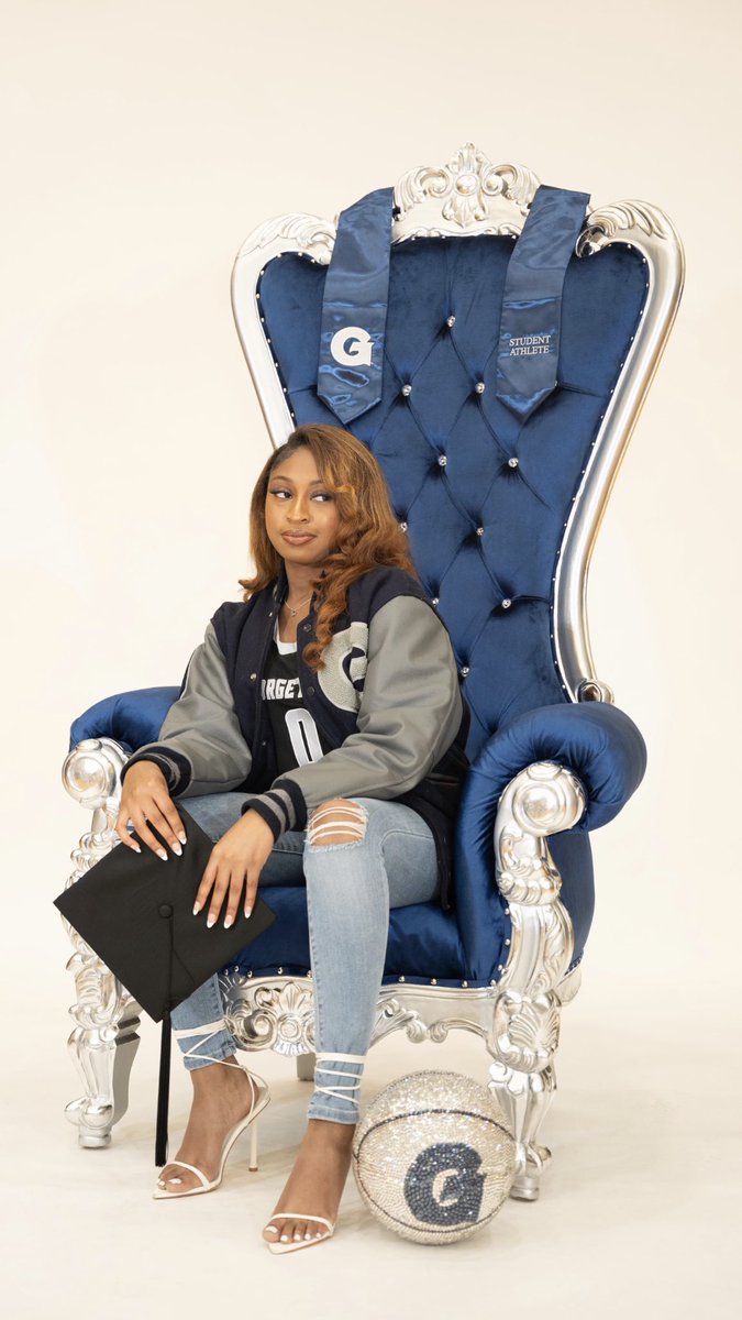 YasminBOtt's tweet photo. Grateful to God for the opportunity to attend and graduate from Georgetown University today… Class of 2024❤️!!!

Very grateful for the support of all my family, friends, coaches, trainers and educators..

Thank you… Yasmin
#Trainers #Coaches 
#Family#GeorgetownWBB #EYBL https://t.co/I2jGT1wK3D
