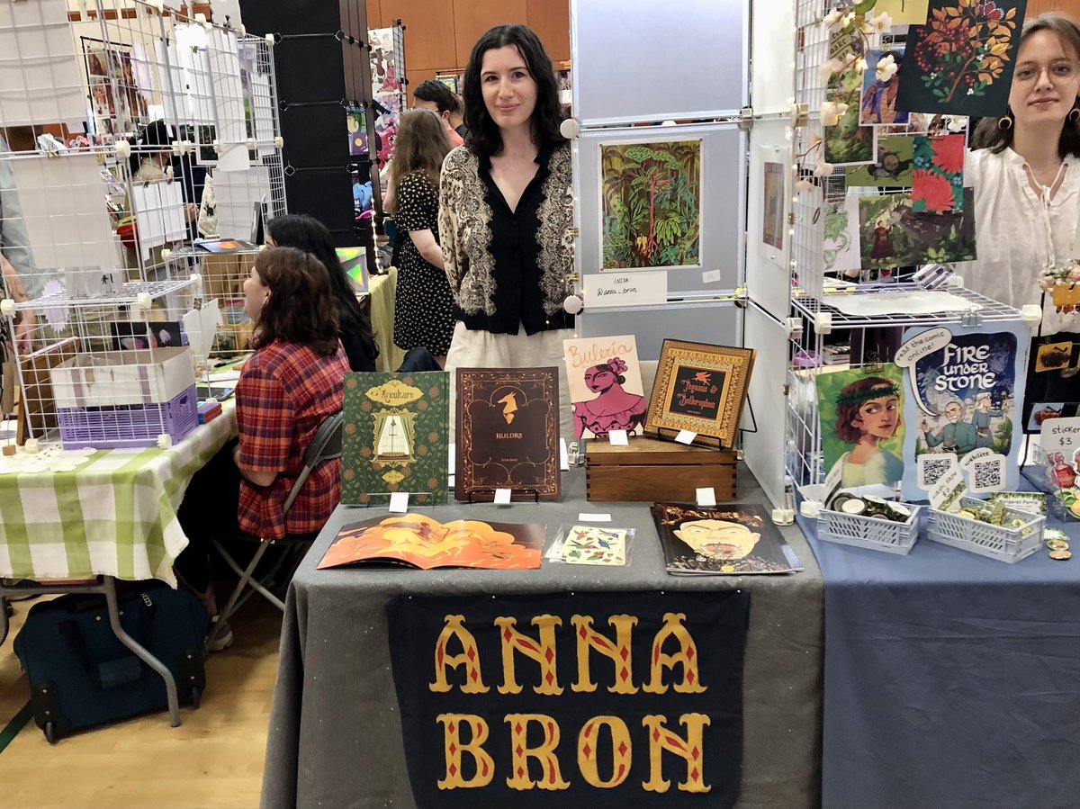 Some highlights from the gym! (Left to right) Happen Stance Collective at table J1, Rita Fei (@ ritzbitzfei on IG) at table K14, Aaron Navrady <a href="/rusty_pincers/">Aaron Navrady</a> and ZMSchuster at table M12, &amp; Anna Bron (@ anna_bron on IG) at table J9 :)