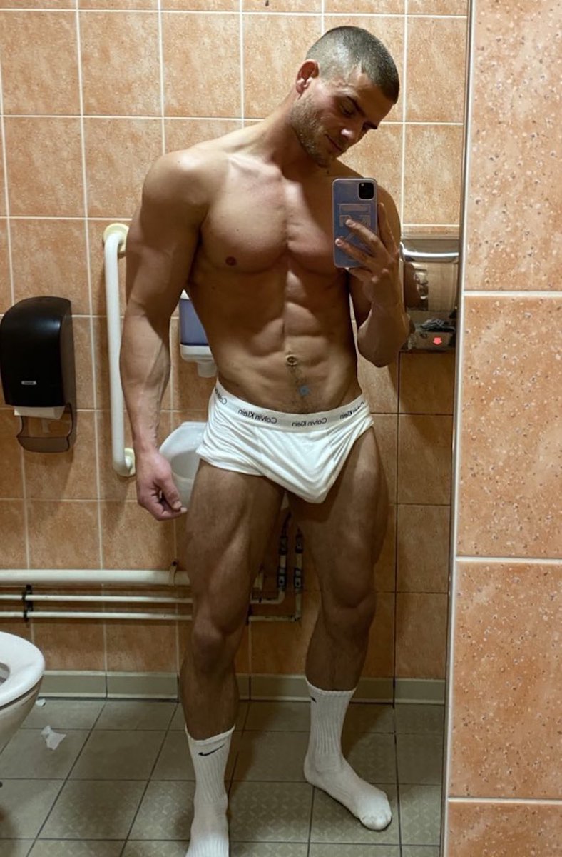 daddy_shred's tweet photo. Perfection from head to toe😏 https://t.co/duNeHV2SmI