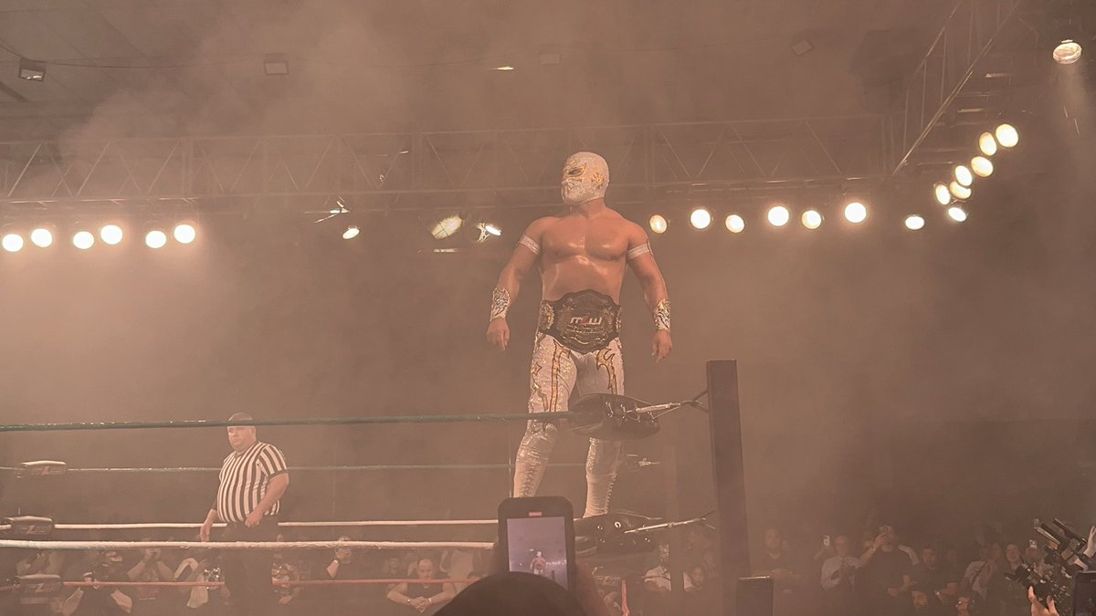 ChitownMexaking's tweet image. MISTICO #MLW #AztecaLucha #MLWAztecaLucha #CMLL