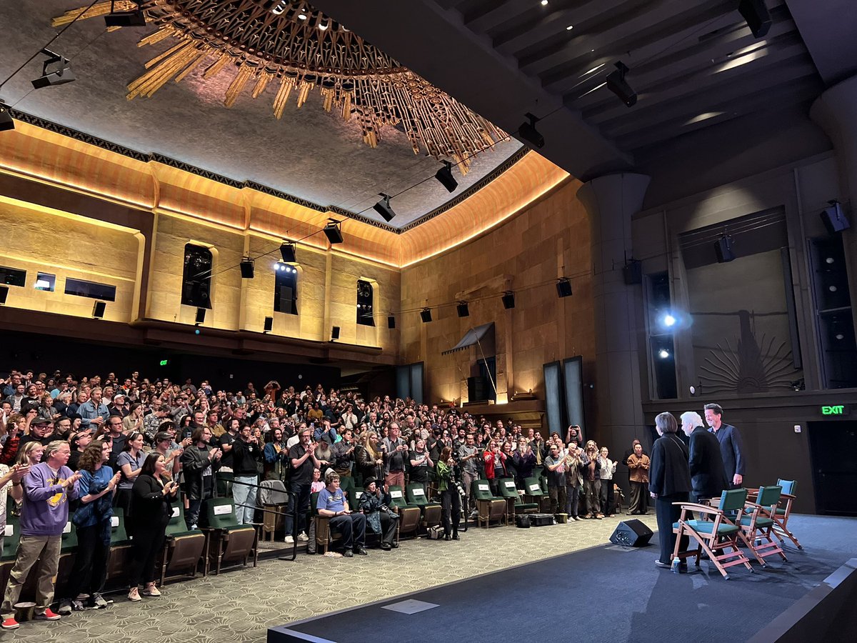 Alejandro Jodorowsky brings the Egyptian Theatre audience to their feet before the @am_cinematheque screening of THE HOLY MOUNTAIN.