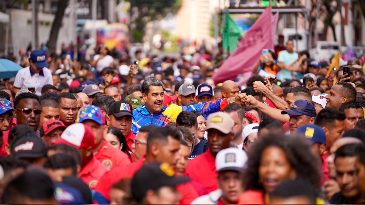 Nicolás Maduro tweet media