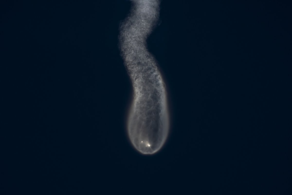 SpaceX's tweet image. Falcon 9 completes the first 21st launch and landing of a booster and delivers 23 @Starlink satellites to low-Earth orbit from Florida