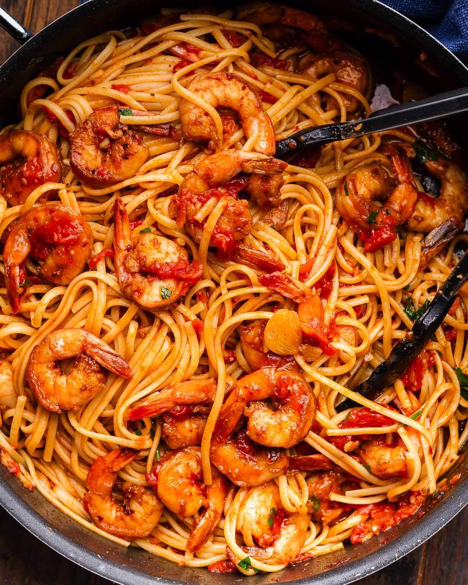 Shrimp and Linguine Fra Diavolo - The Easiest (and BEST) Seafood Pasta Full Recipe: durl.ca/6A4me