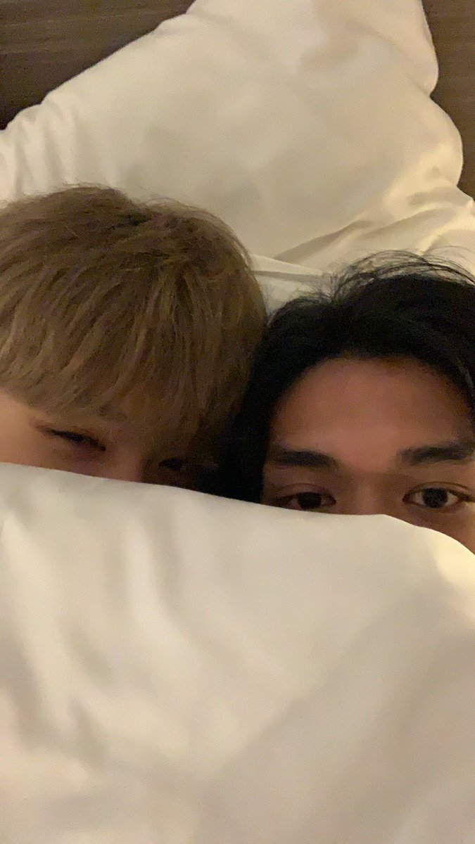 dawjatoma90's tweet image. เก็บไว้อยู่ในส่วนลึกของหัวใจ... ตลอดไป... 🖤🤍

🌞 Good Morning 🖤🤍🌼🌷✨🌟💫
#แฟรๆของเน็ตเจมส์ #คิดถึงเน็ตเจมส์ #ความทรงจำของเน็ตเจมส์