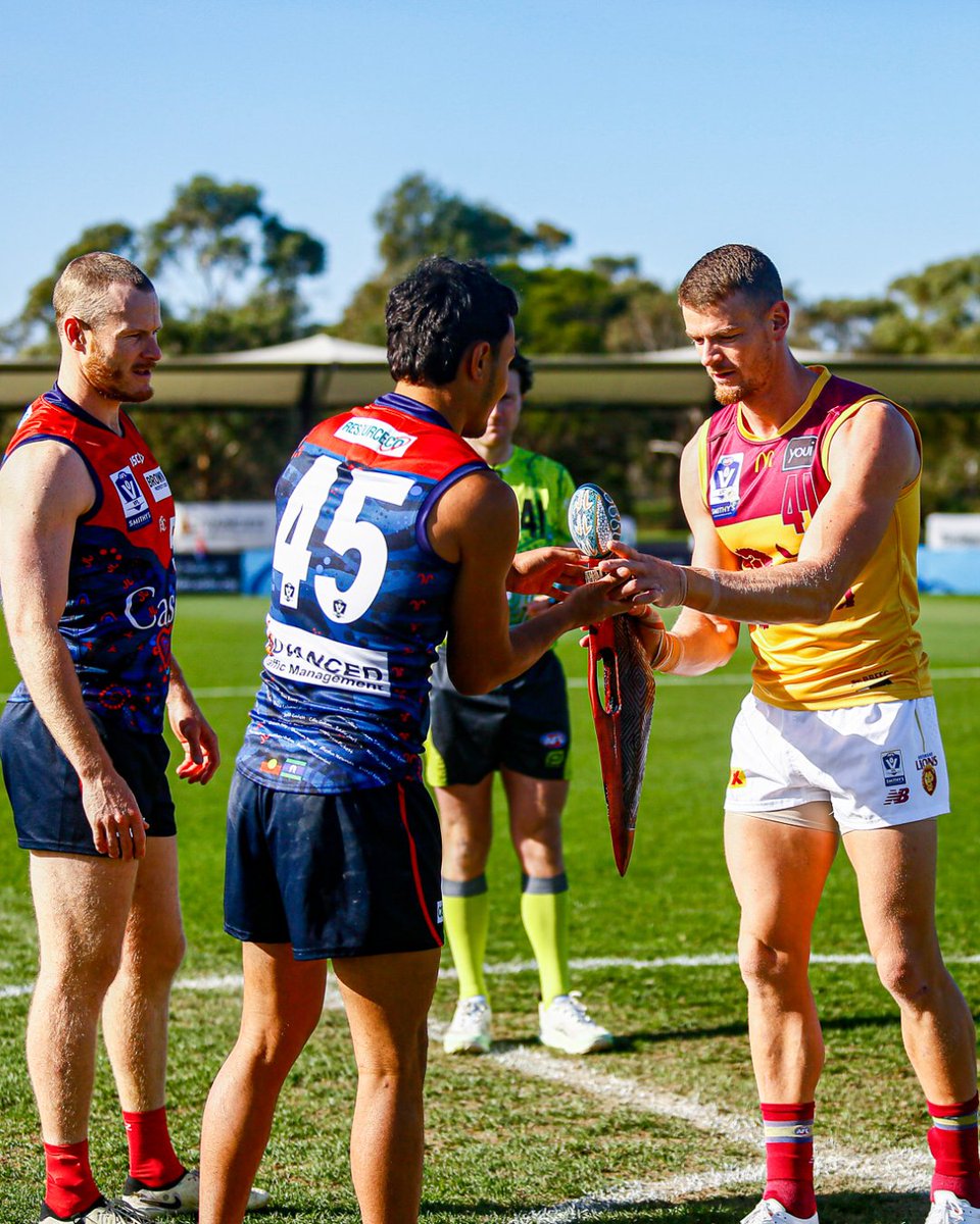 Proud to play on the traditional land of the Bunurong/Boonwurrung People ❤️💙

#CaseyDemons #VFL