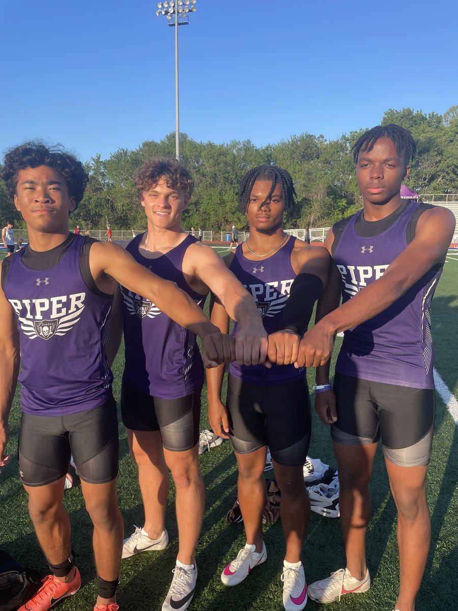Congratulations to the boys 4x100m relay for qualifying for state. Relay members are Shinji Pollard, Zane Pudenz, JJ Jarrett and Jayden Henry.