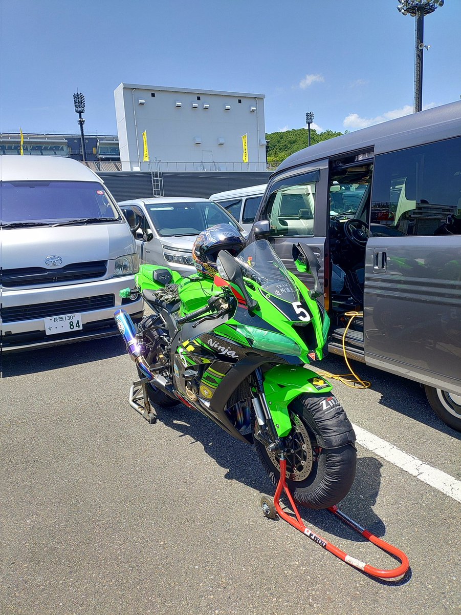 kohi_ZX10R's tweet image. もうすぐ出番。
早い人クラスにしてちょっと後悔w
#ダンロップサーキットステーション