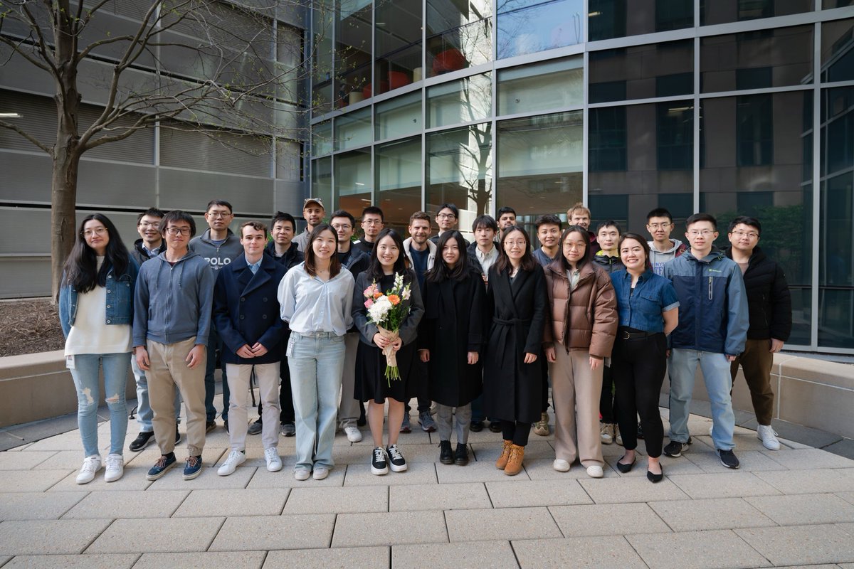 JingyiRen's tweet image. Thrilled (and a little late) to share that I’ve successfully defended my PhD thesis 🎓 My heartfelt thanks to my committee, mentors and everyone who supported me along the journey🥹