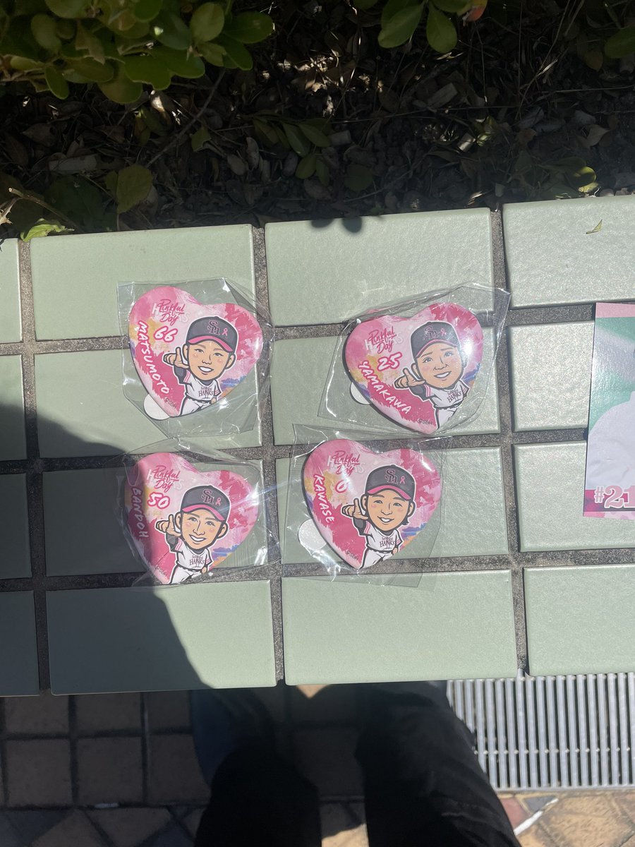 ひろと tweet media