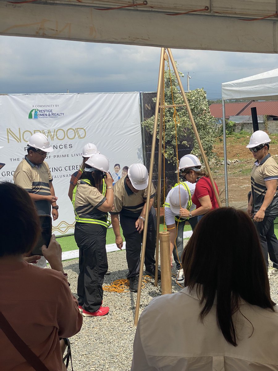 DavaoRealtorPh's tweet photo. At future high-end community of Norwood Residences #groundbreaking #NorwoodResidences #catalunanpequeno https://t.co/H2l6FEW0Au