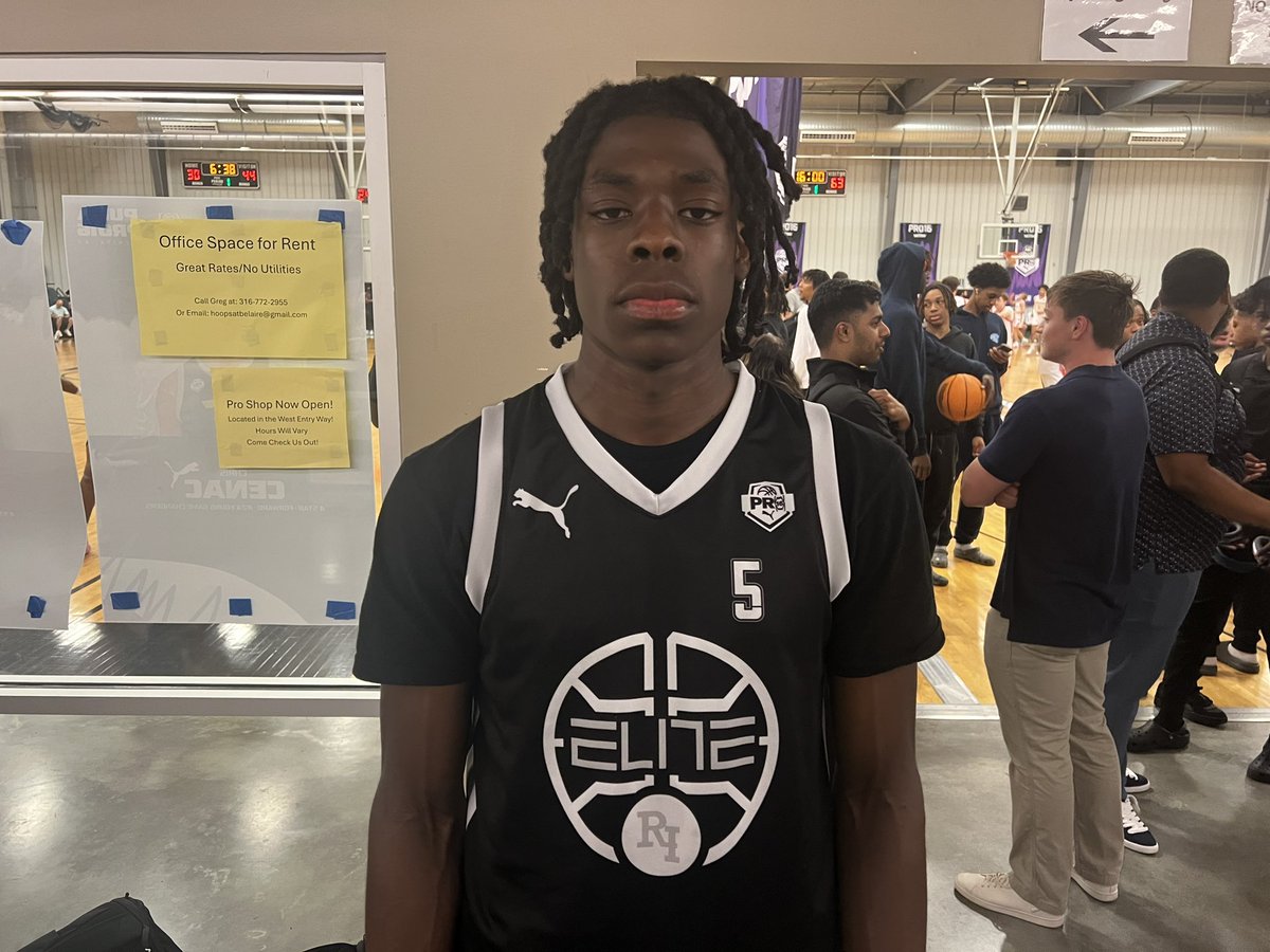 Caught up with ⭐️⭐️⭐️⭐️ 2025 Kelvin Odih of @RIElite_ & @SouthKentHoops here in Wichita. Recruitment remains wide open. Recent contact with Texas A&M, Iowa, Rutgers, Marquette, Xavier.