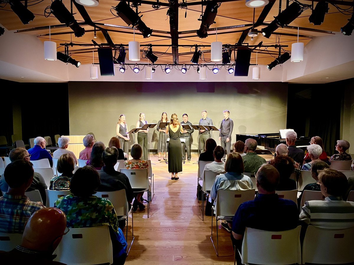 Great concert this evening in the beautiful radio theatre @KMFAClassical in Austin #EmergingArtists #USAtour