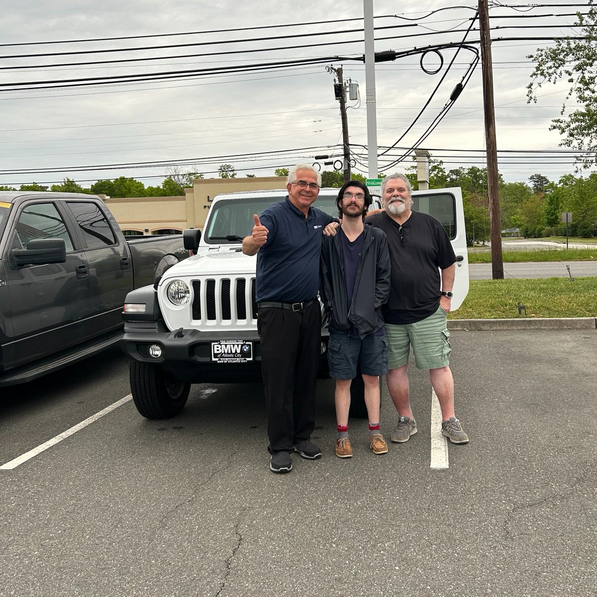 💙 Welcome to the family, Ron! Enjoy your new Jeep sold by Mark! #JeepFam #JeepLove

📲 Mark K: 609-351-8422
MKaminski@BMWAtlanticCity.com