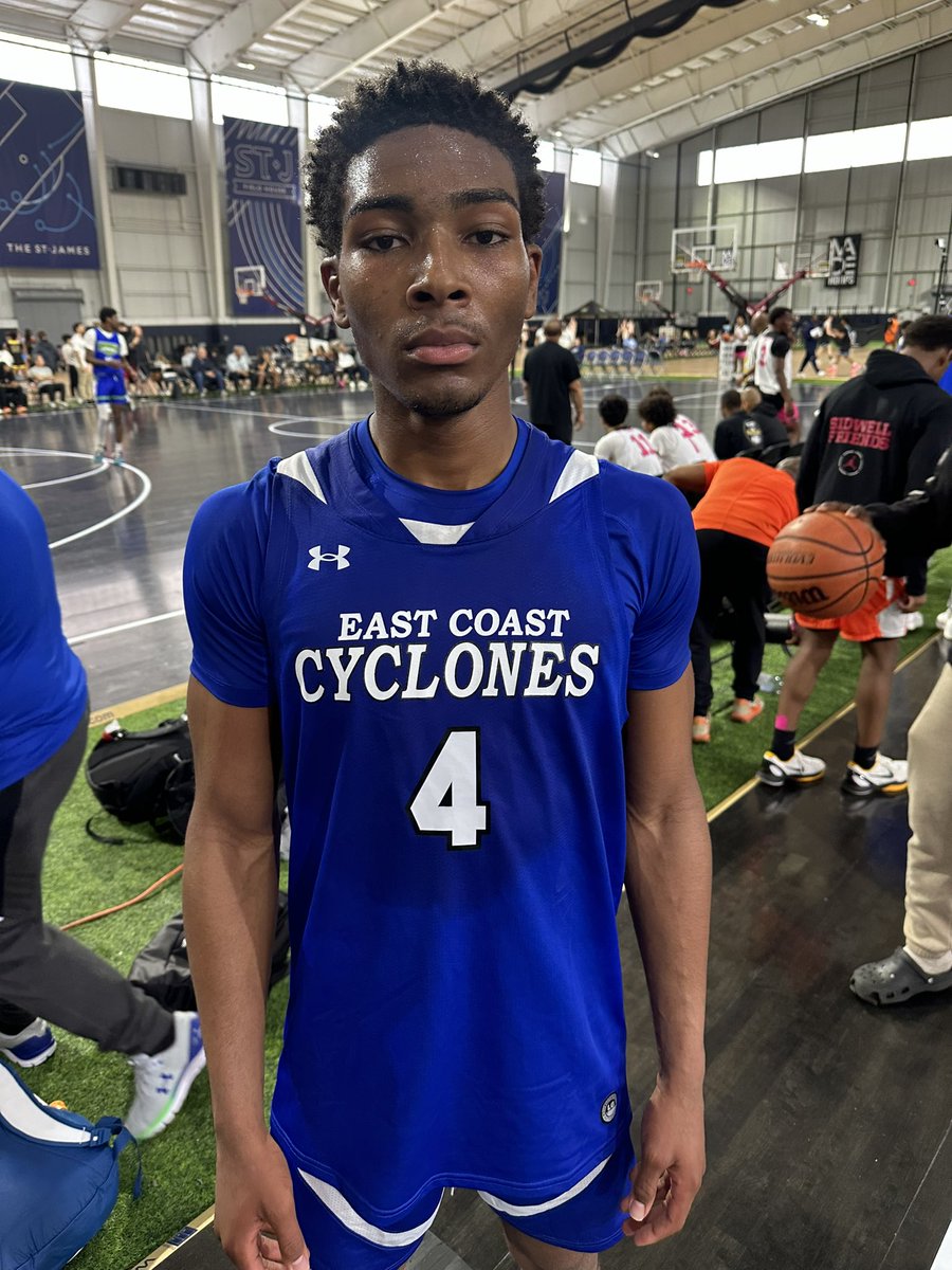 Travis Graf (@travisgrafhoops) on Twitter photo Good showing for London Carson (<a href="/LondonCarson4/">London Carson🤍</a>) of <a href="/ECCyclonesbball/">East Coast Cyclones</a>. Strong guard that got to his spots at a high rate and was constantly touching the paint. Finished well with both hands around the rim regardless of contact. Good showing for London Carson (<a href="/LondonCarson4/">London Carson🤍</a>) of <a href="/ECCyclonesbball/">East Coast Cyclones</a>. Strong guard that got to his spots at a high rate and was constantly touching the paint. Finished well with both hands around the rim regardless of contact.