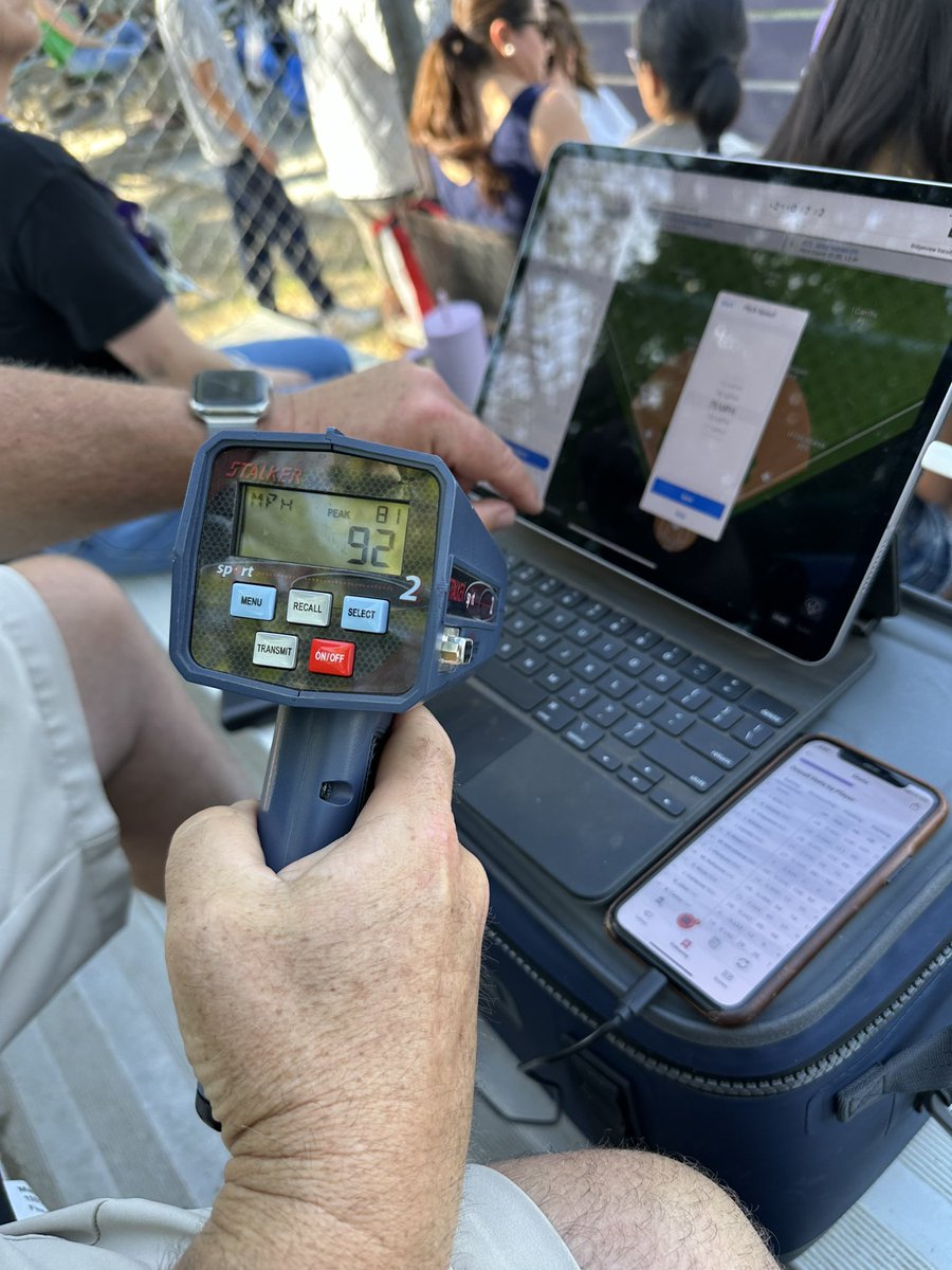 Jared Robles tweet media