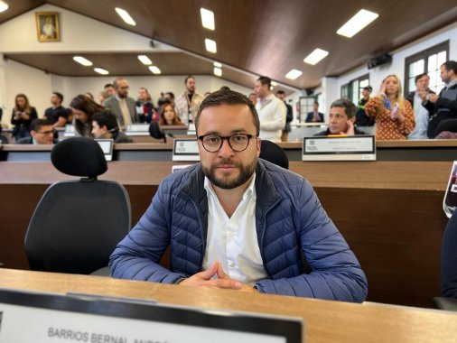 Este viernes, en la sesión de la Comisión Tercera Permanente de Hacienda y Crédito Público, fue aprobado en primer debate el Proyecto de Acuerdo N°300 de 2024, de la autoría del concejal @ABarriosBernal , 'por medio del cual se fomenta el emprendimiento, la innovación y se