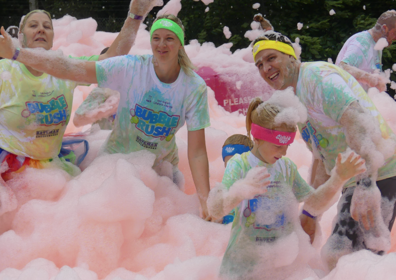 Good luck to everyone taking part in Norwich Bubble Rush today in aid of EACH - allthingsnorfolk.com/events/norwich…