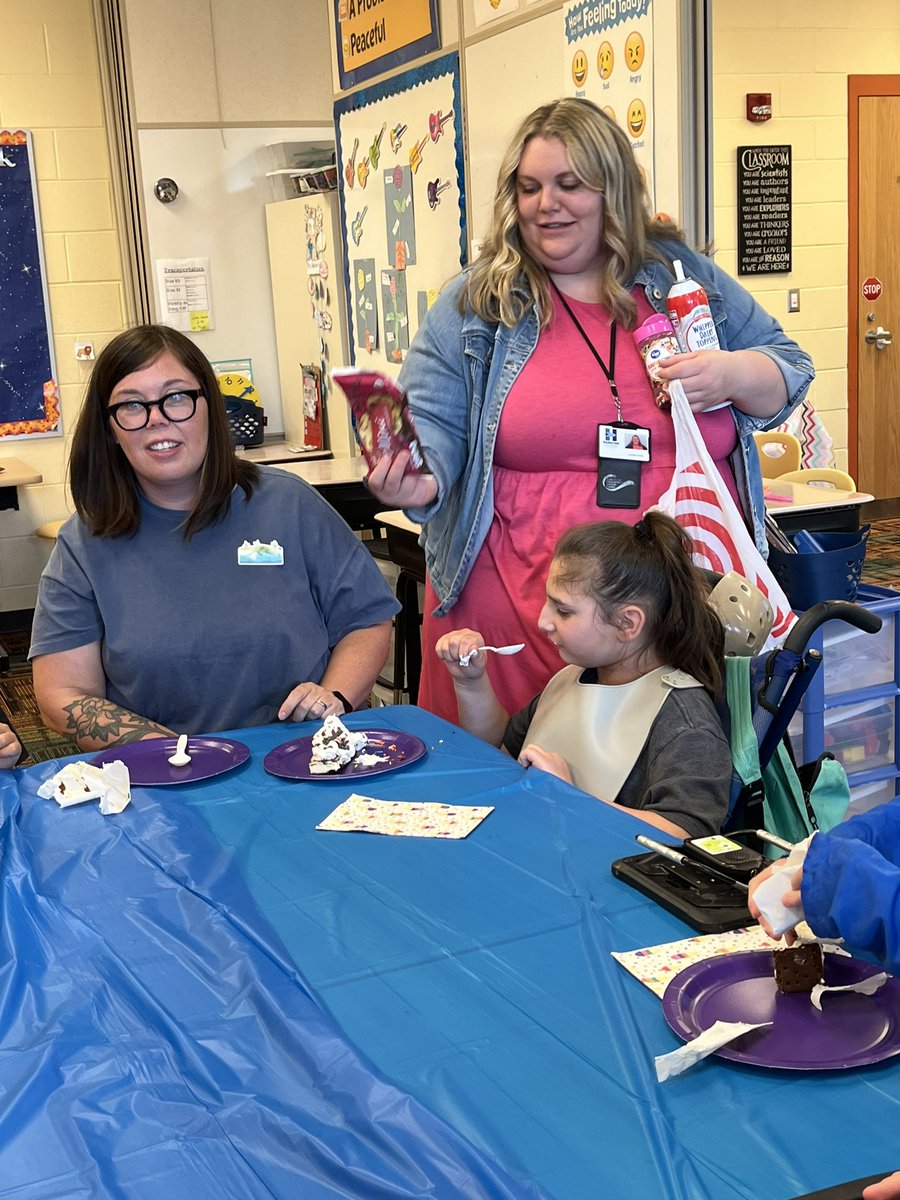 Casey Blanton tweet media