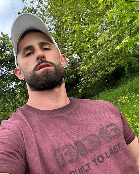 1 pic. The face - The cock ☀️?

For more ⤵️

https://t.co/VVAFgIJlWZ https://t.co/oCinkxUJ9r