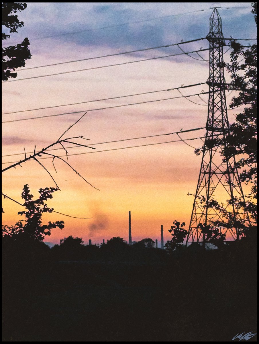 17.05.2024 Standing In The Sunset #photographer #photograghy #photog #photogs #artist #ファインダー越しの私の世界 #カメラ好きな人と繋がりたい