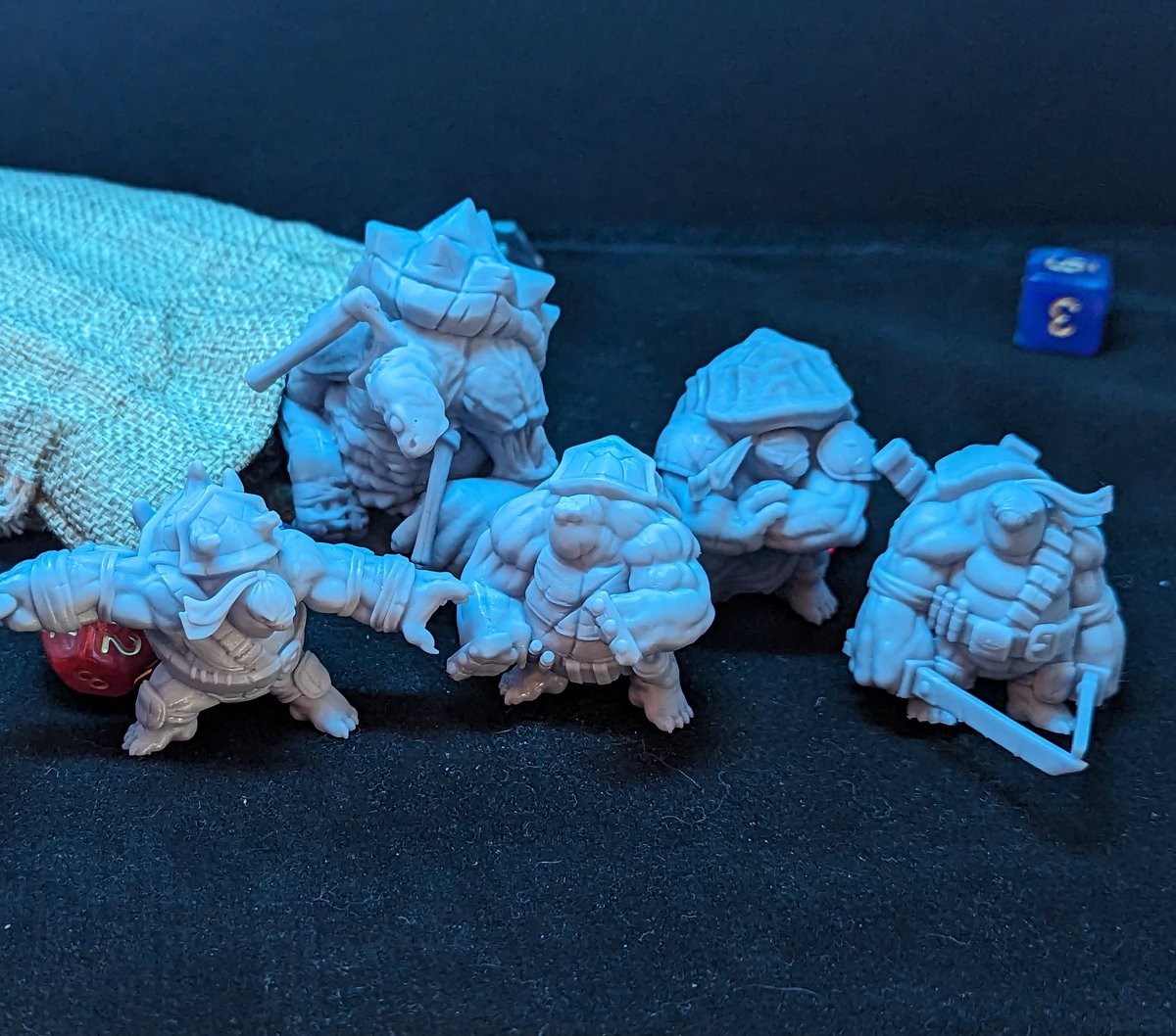 Tortle Gang 🐢

linktr.ee/EpicsNStuffs

#dnde5 #dnd #dungeonsanddragons #dungeonsanddragonsart #fantasyminiatures #ttrpg #tabletop #roleplay #dndminis #rpg #dndminiature #minaturepainting  #dndcharacter #3dprinting #3dprint #3dprinted #tortle #phozen #elegoo #3d #etsyuk #etsy