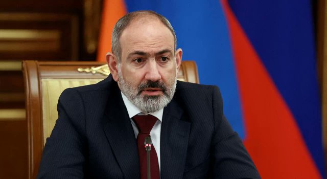 📍Ermenistan Başbakanı Nikol Paşinyan'dan tarihi açıklama: 'Türkiye, Ermenilere karşı soykırım yapmamıştır. Soykırım iddiası, SSCB tarafından, Türkiye - Ermenistan ilişkilerini kötüleştirmek için icat edilmiştir.'