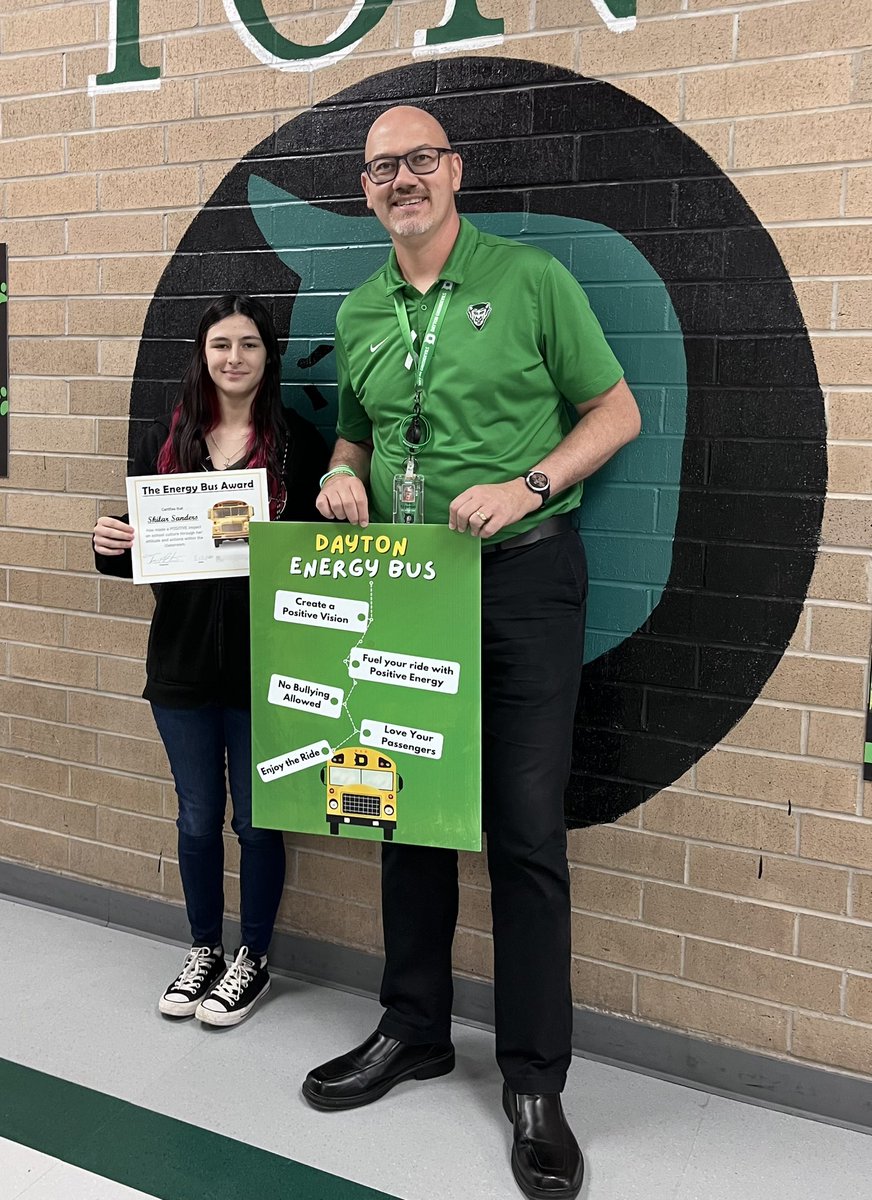 I was able to recognize this awesome student with ‘The Energy Bus Award’ at our underclassman awards celebration. She overcame obstacles, removed energy vampires, and became a more positive person by doing so. #BeBetter #ChoosePositivity  @EnergyBusSchool @DaytonISDKY @DaytonHSKy