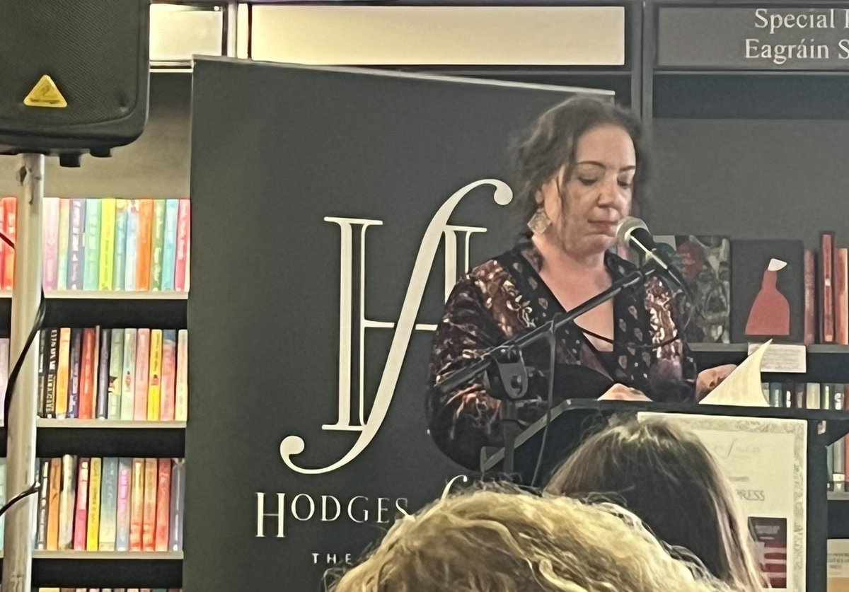 Great celebration of the latest @TheGalleryPress titles tonight at @Hodges_Figgis - especially delighted to see the debut volume from @UCD_English creative writing graduate @kellymichels - such dark and beautiful work #IrishPoetry