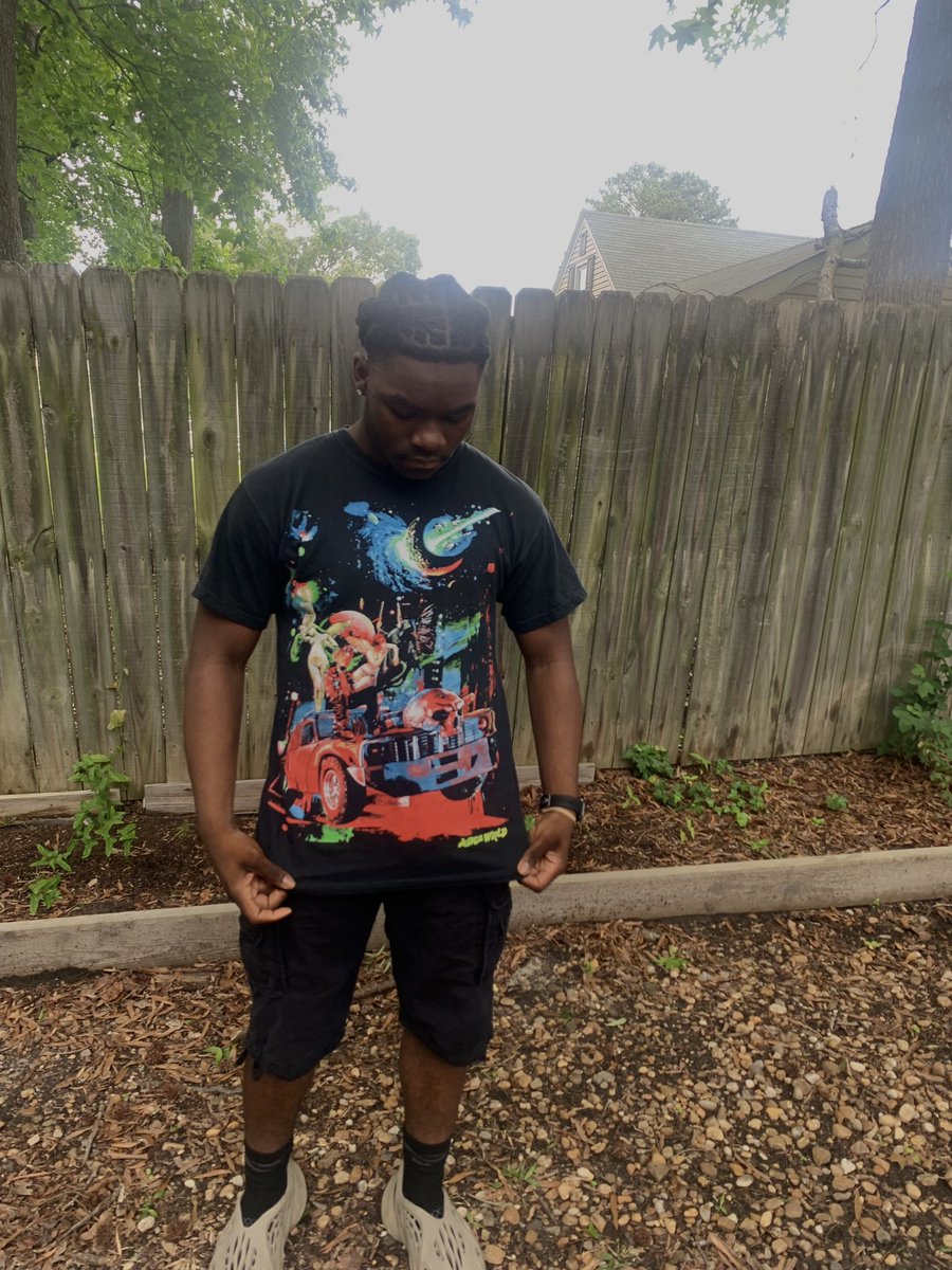luhhpoppaa's tweet photo. i posted on ig , i’m trim? https://t.co/yNLk1hLZyW