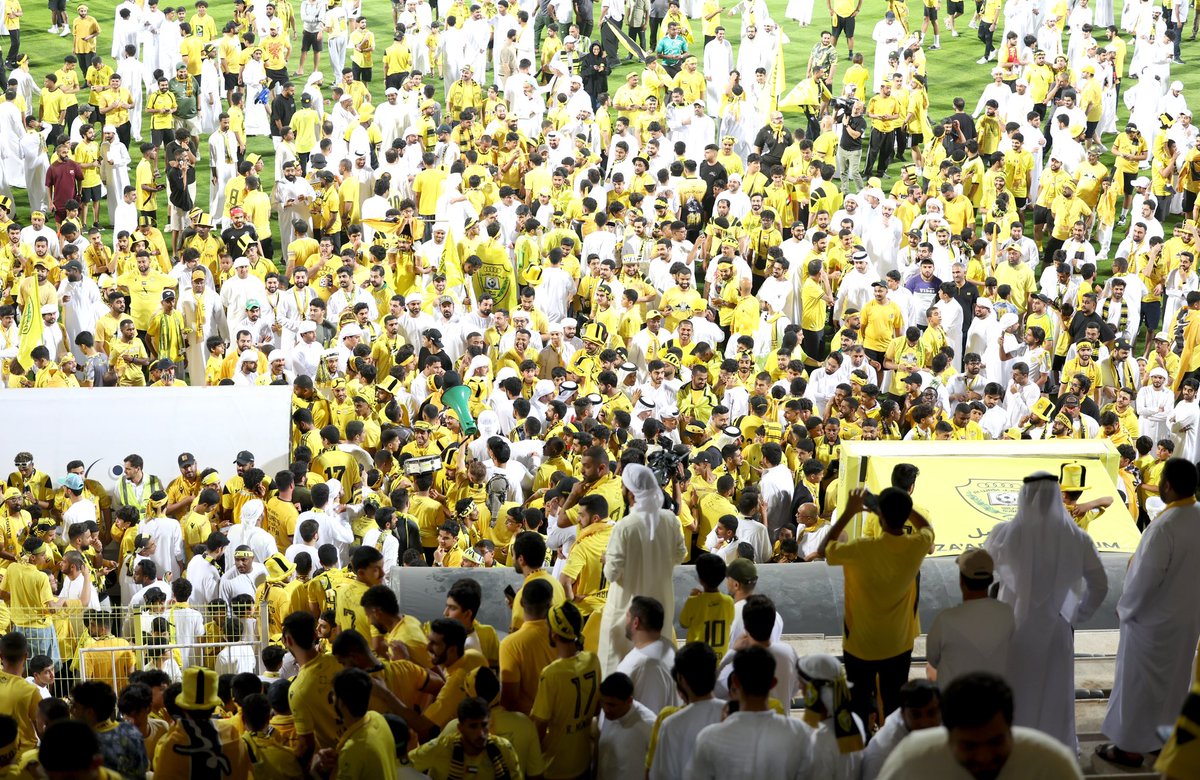 بو محمد 🏆 

ياكبر الحب 💛