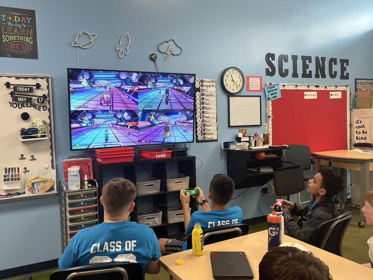 Rain might have canceled our park trip but we made the best of the day at school celebrating the Class of 2030. Thank you parents for all your help! We couldn’t have done it without you.  <a href="/JresRockets/">JRES</a>