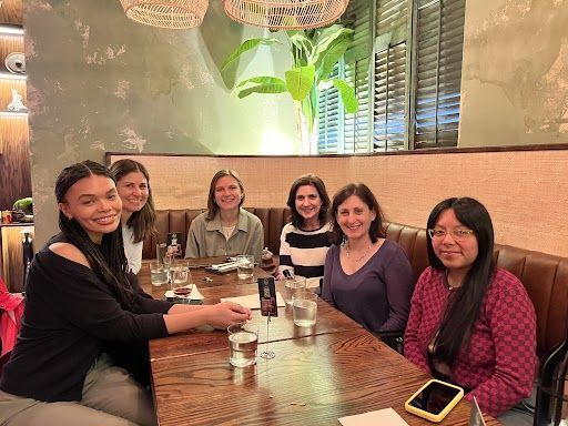 Fluentresearch's tweet image. Last night, we welcomed Allison Caplovitz in NYC to kick off an exciting new project! Thanks to the team for a great evening of celebration and strategizing. #TeamBonding #ProjectKickoff